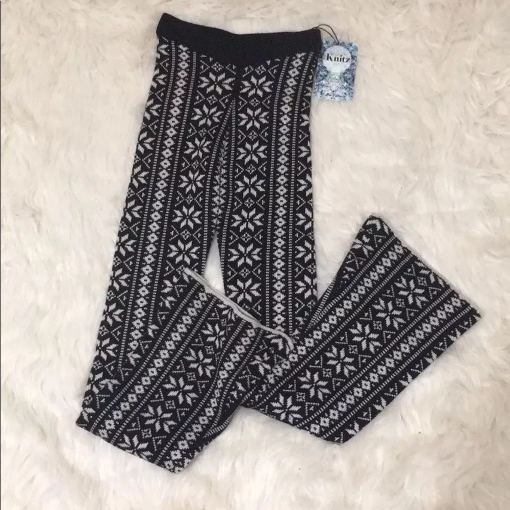 For love and lemons snowflake bell pants xs